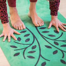 Load image into Gallery viewer, best grippy travel yoga mat